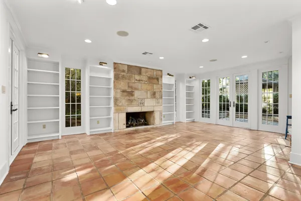 $12,000 | 1301 Kent Lane, Austin, TX 78703