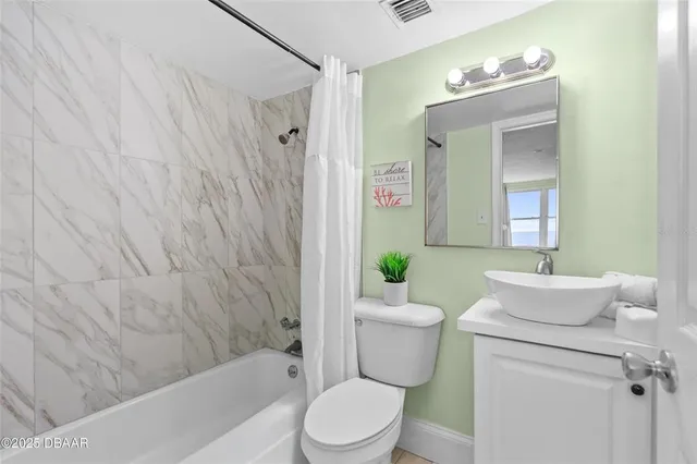 $125,000 | 2301 South Atlantic Avenue, Unit 501, Daytona Beach, FL 32118