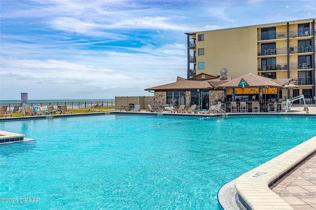 $125,000 | 2301 South Atlantic Avenue, Unit 501, Daytona Beach, FL 32118