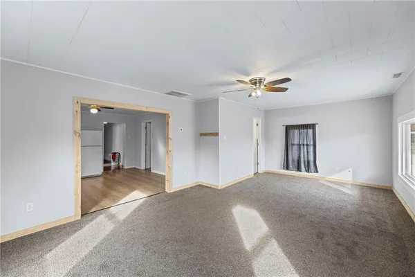 $159,900 | 140 West Walnut Avenue, Osawatomie, KS 66064