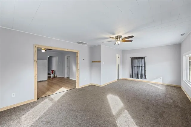 $175,000 | 140 West Walnut Avenue, Osawatomie, KS 66064