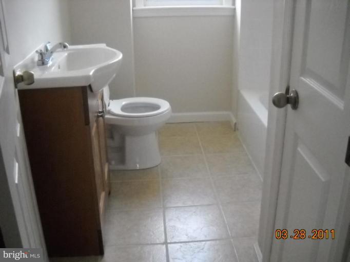 5661 Utrecht Road Baltimore, MD 21206 - Photo 9 of 15 Bath #2
