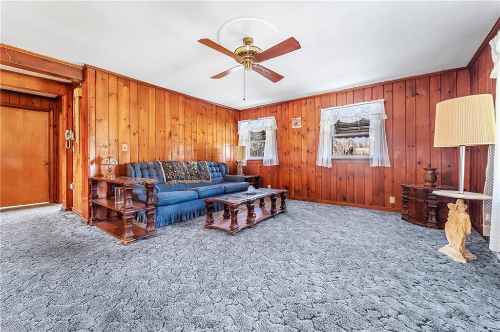 91 Primrose Road McDonald, PA 15057 - Photo 3 of 17 Gallery Image 3