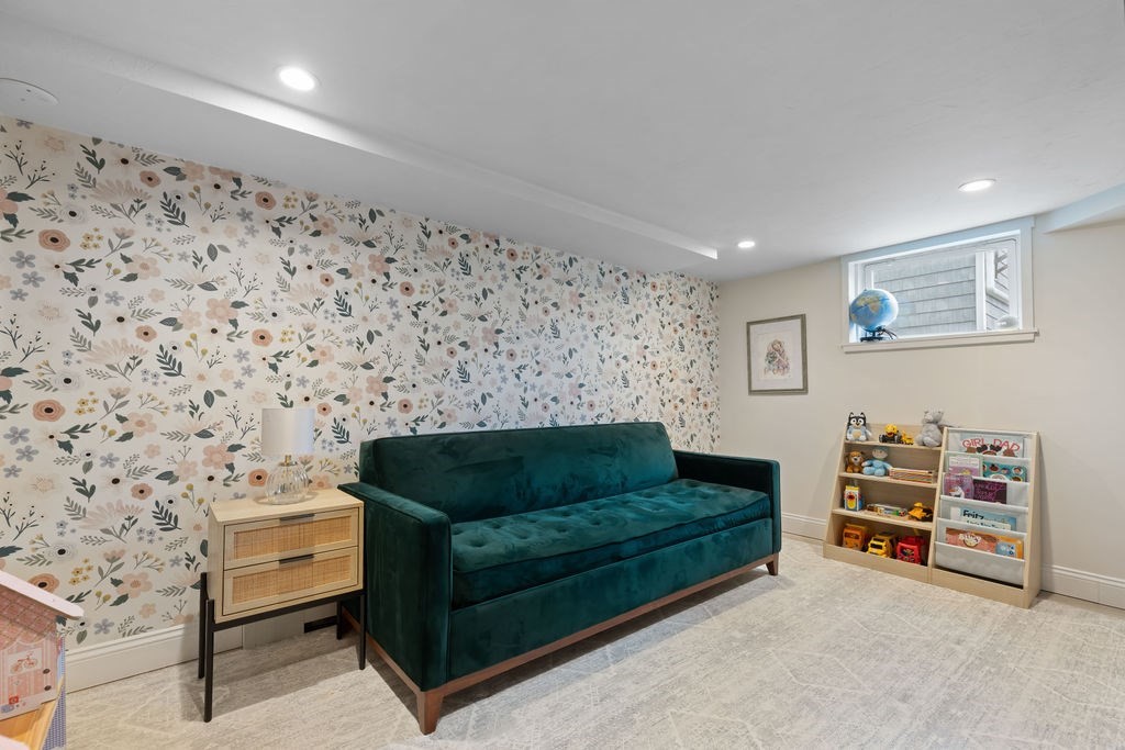 33 R Belmont Street, Unit 33R Boston, MA 02129 - Photo 19 of 26