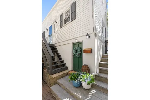 $1,169,000 | 33 R Belmont Street, Unit 33R, Boston, MA 02129