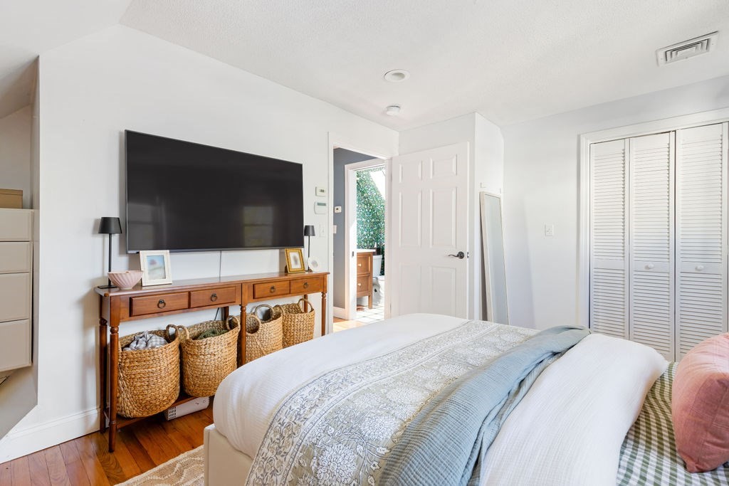 33 R Belmont Street, Unit 33R Boston, MA 02129 - Photo 10 of 26