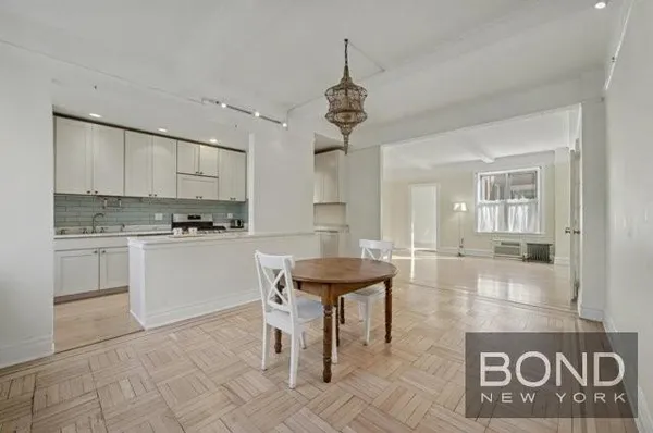 $1,395,000 | 345 West 55th Street, Unit 9GH | Hell's Kitchen