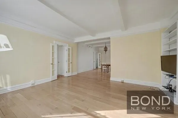 $1,395,000 | 345 West 55th Street, Unit 9GH | Hell's Kitchen