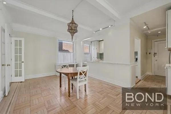 $1,395,000 | 345 West 55th Street, Unit 9GH | Hell's Kitchen
