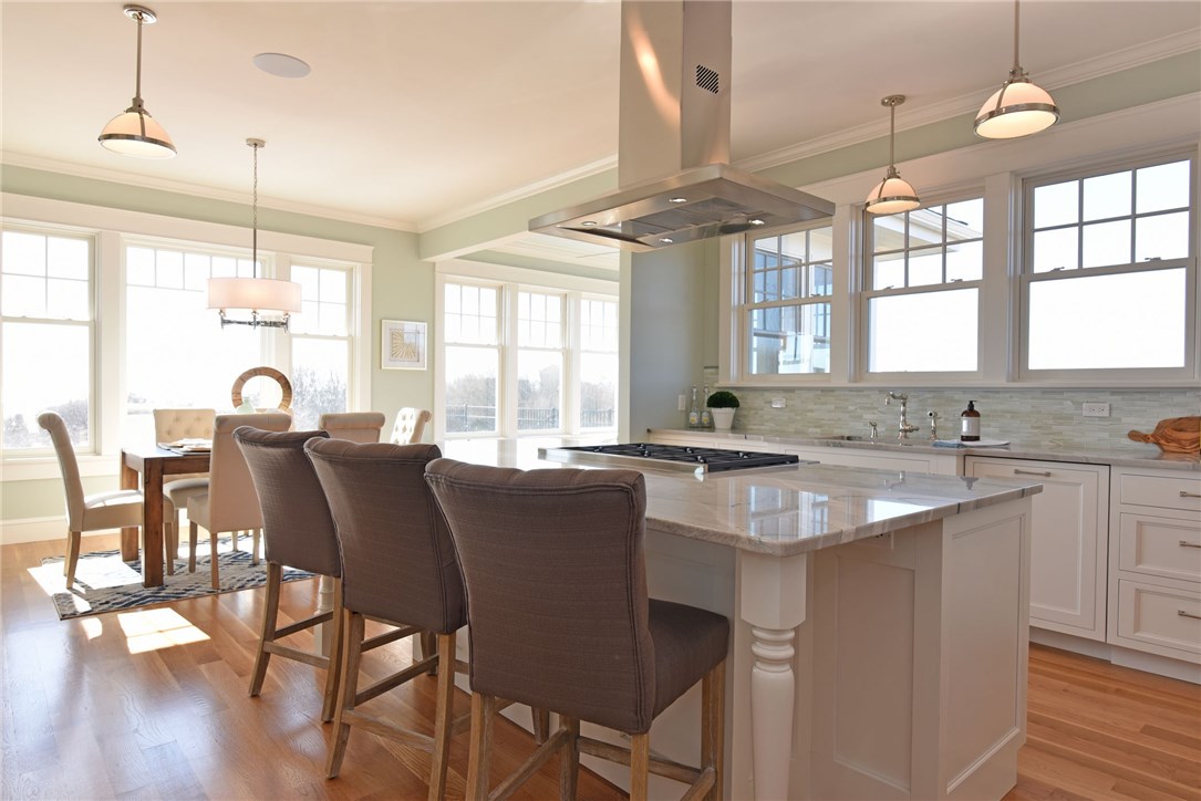 1042 Ocean Road Narragansett, RI 02882 - Photo 8 of 32