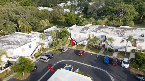 a view of entryway and hall