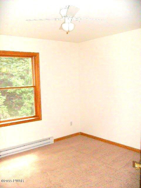 6189 Decker Road Bushkill, PA 18324 - Photo 17 of 27