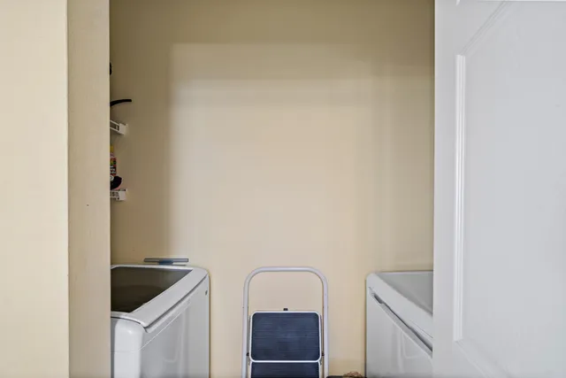 $405,000 | 651 Okeechobee Boulevard, Unit 402, West Palm Beach, FL 33401