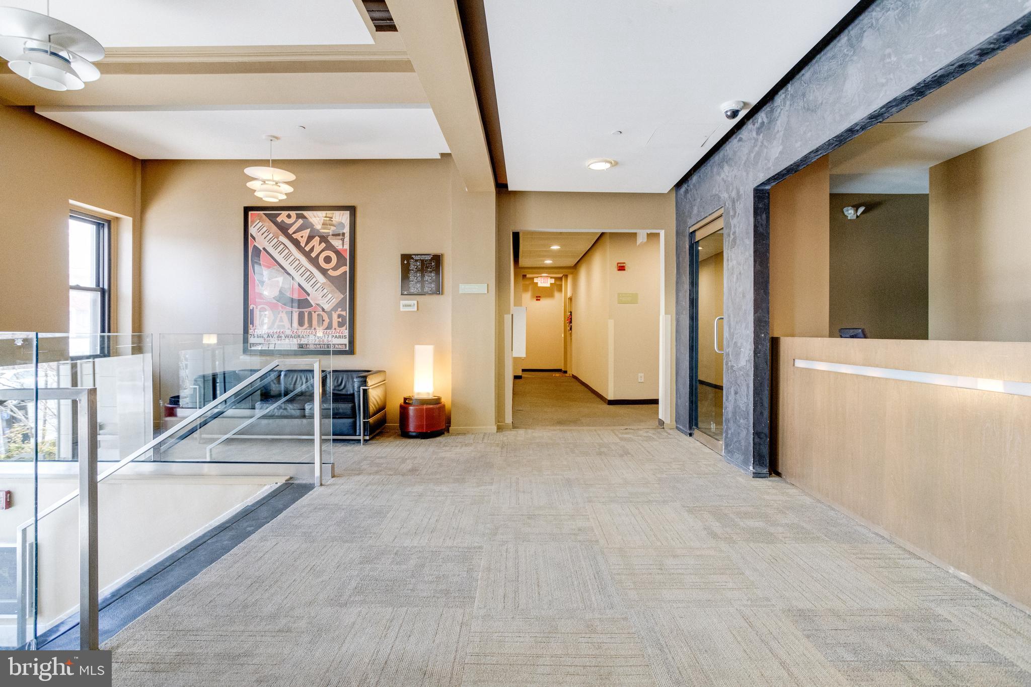 1211 Light Street, Unit 403 Baltimore, MD 21230 - Photo 37 of 52 Building Foyer