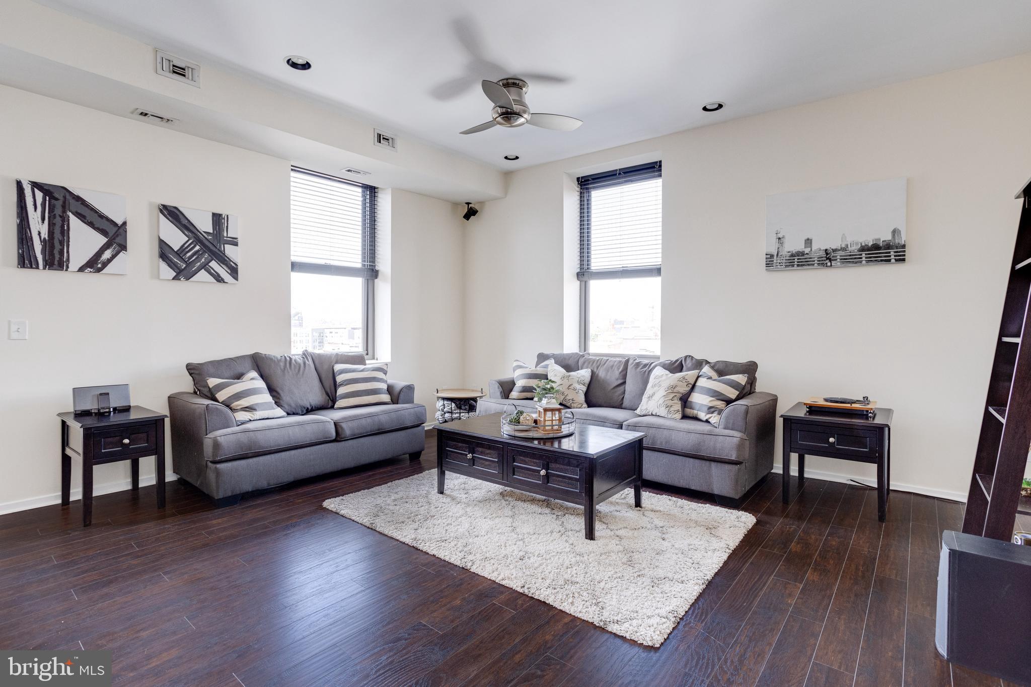 1211 Light Street, Unit 403 Baltimore, MD 21230 - Photo 7 of 52 Living Area
