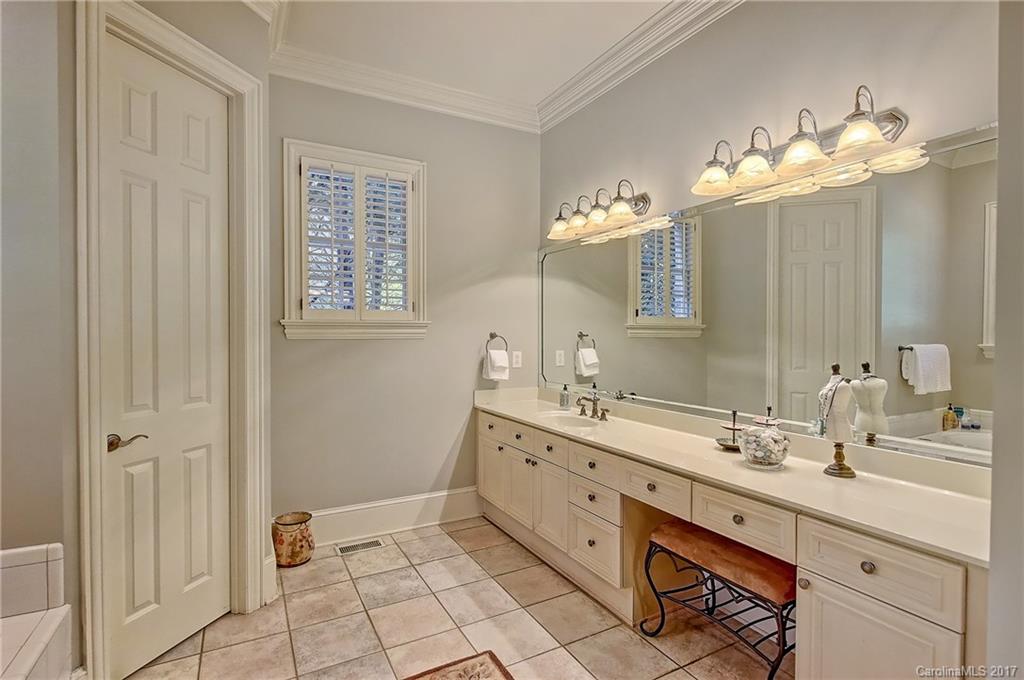 2008 Cortelyou Road Charlotte, NC 28211 - Photo 9 of 24 Gallery Image 9