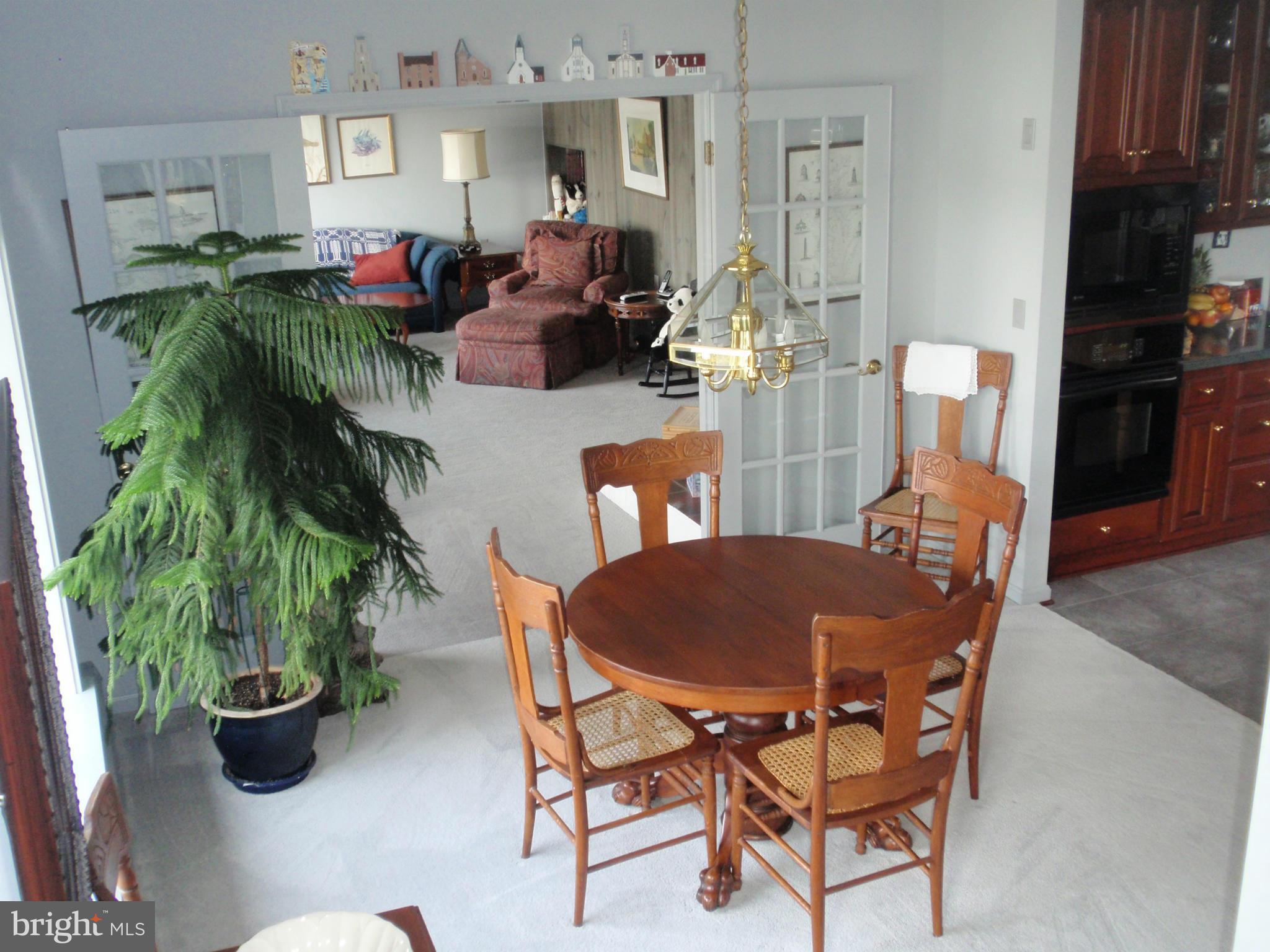 24468 Half Pone Point Road Hollywood, MD 20636 - Photo 20 of 28 Breakfast area