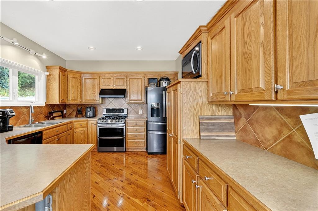 48 Z St Lake Lee's Summit, MO 64086 - Photo 14 of 57