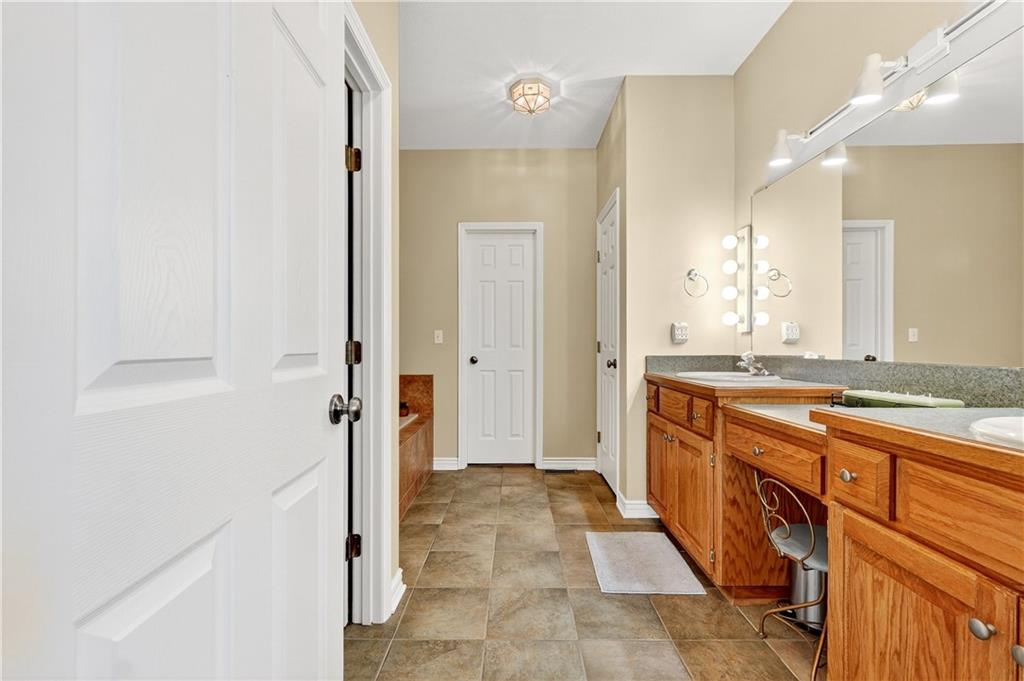 48 Z St Lake Lee's Summit, MO 64086 - Photo 23 of 57