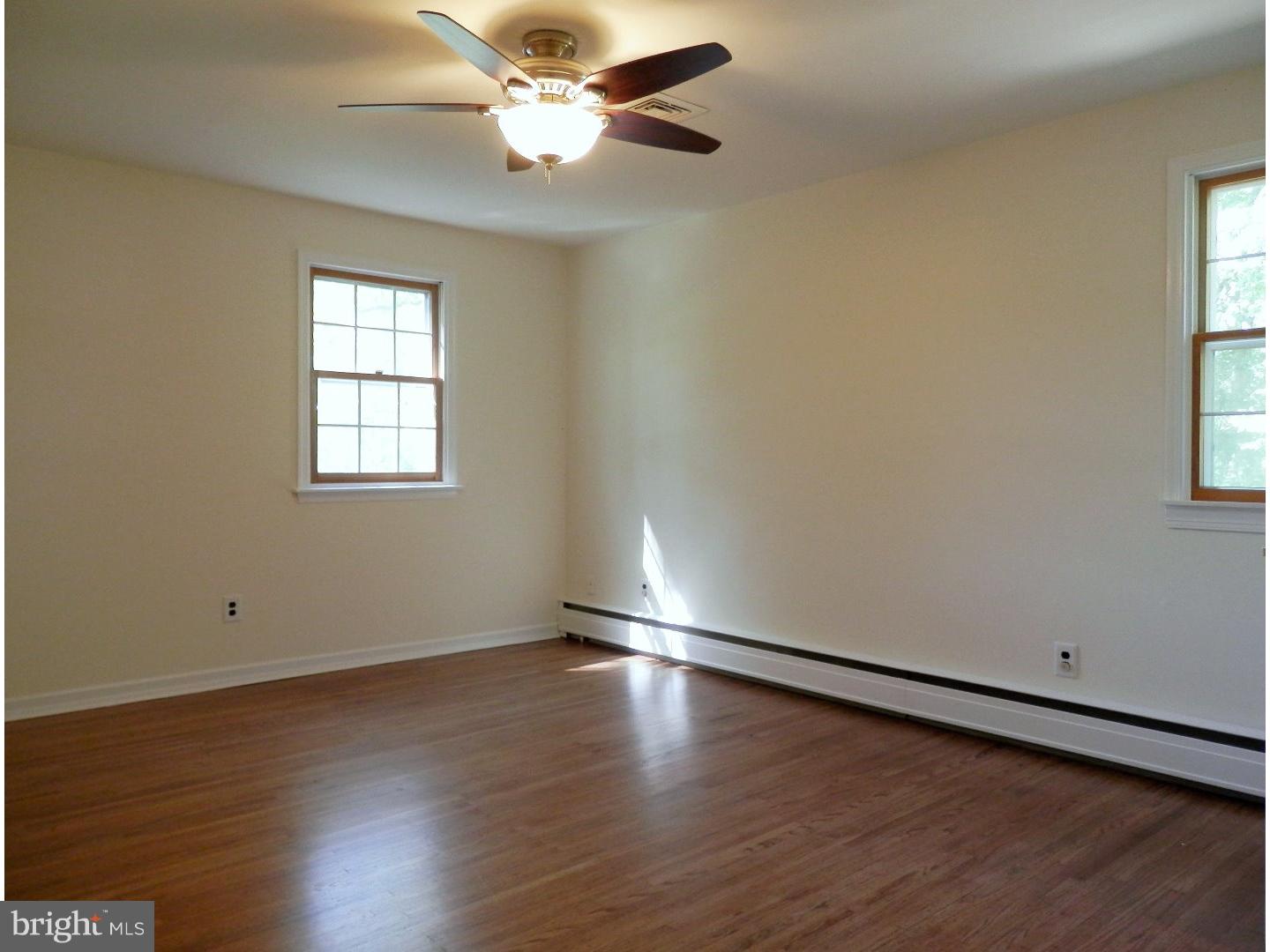 325 Parry Road Cinnaminson, NJ 08077 - Photo 22 of 24 Master Bedroom