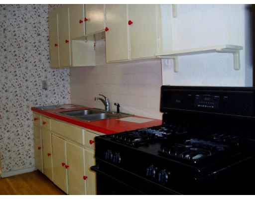 17 Perry Street, Unit 1 Brookline, MA 02445 - Photo 3 of 7 Gallery Image 3