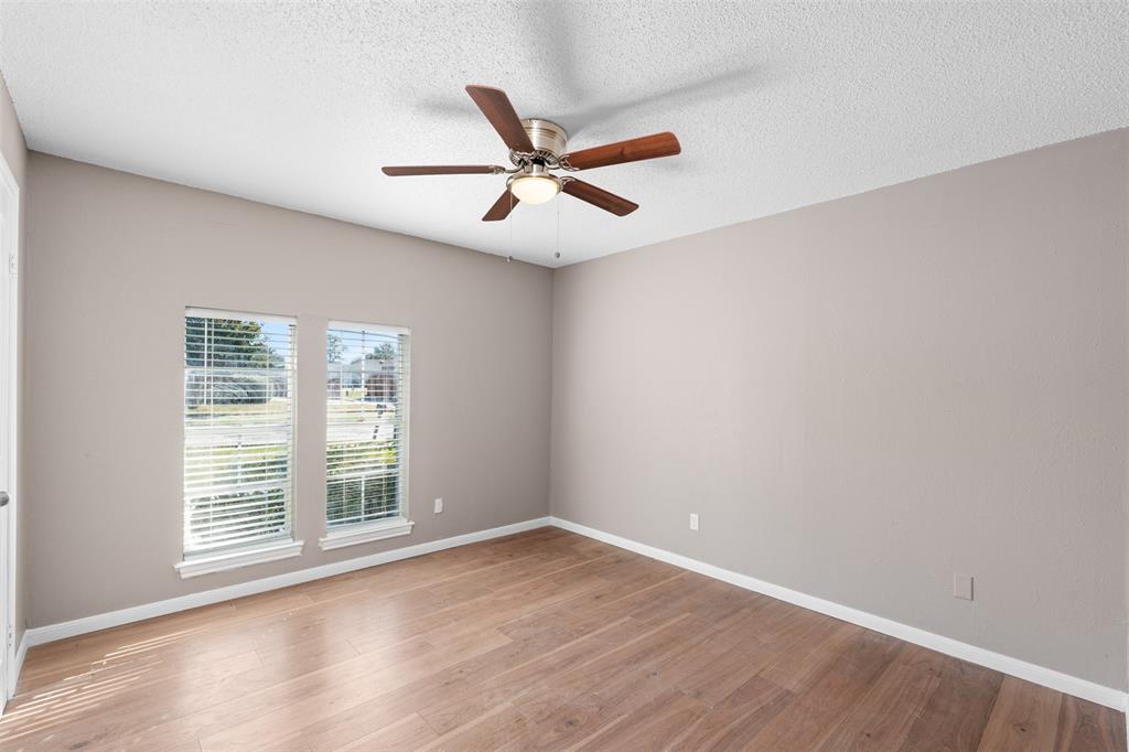 5809 Bobbie Lane Rowlett, TX 75089 - Photo 19 of 31 large walk-in closet