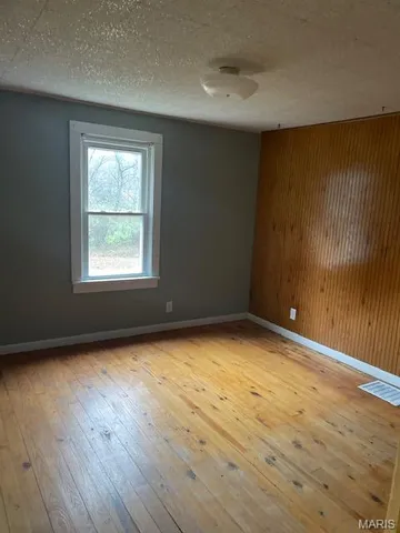 $139,999 | 432 Hickory Street, St. Clair, MO 63077