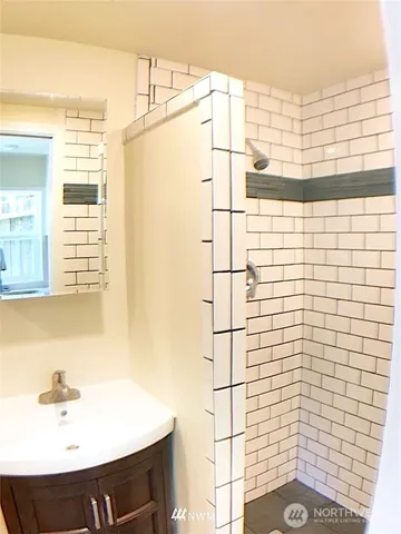 $1,150,000 | 8829 Midvale Avenue North, Seattle, WA 98103