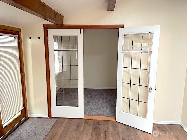 8829 Midvale Avenue North Seattle, WA 98103 - Photo 15 of 26