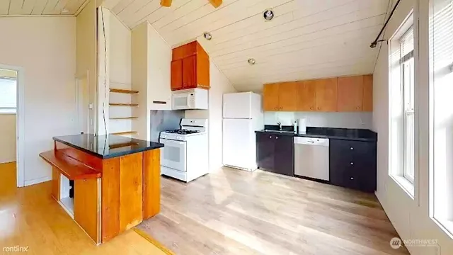 $1,150,000 | 8829 Midvale Avenue North, Seattle, WA 98103