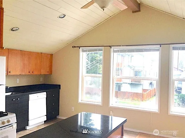 $1,150,000 | 8829 Midvale Avenue North, Seattle, WA 98103