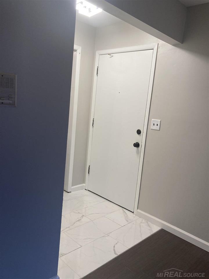 12090 15 Mile Road Sterling Heights, MI 48312 - Photo 3 of 15 50214722-E42978DF-E95E-4224-AAA2-D17CE79236D5.JPG