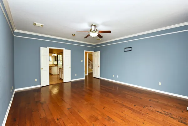$3,950 | 4007 Alice Drive, Sugar Land, TX 77478