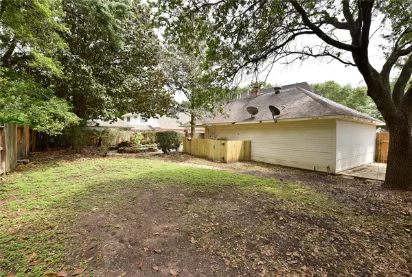 $3,950 | 4007 Alice Drive, Sugar Land, TX 77478
