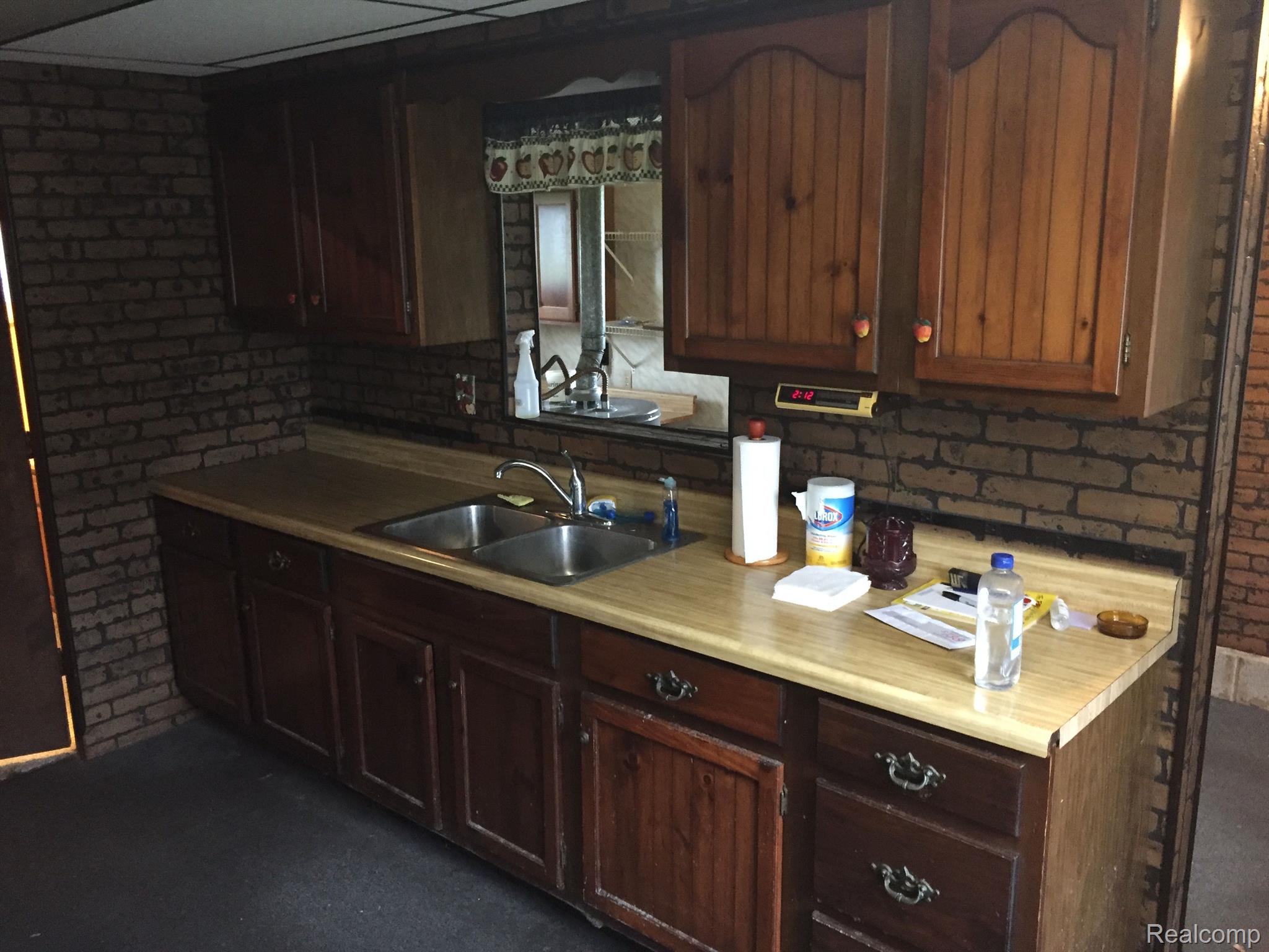 1903 Maple Road Smiths Creek, MI 48074 - Photo 11 of 34 Gallery Image 11