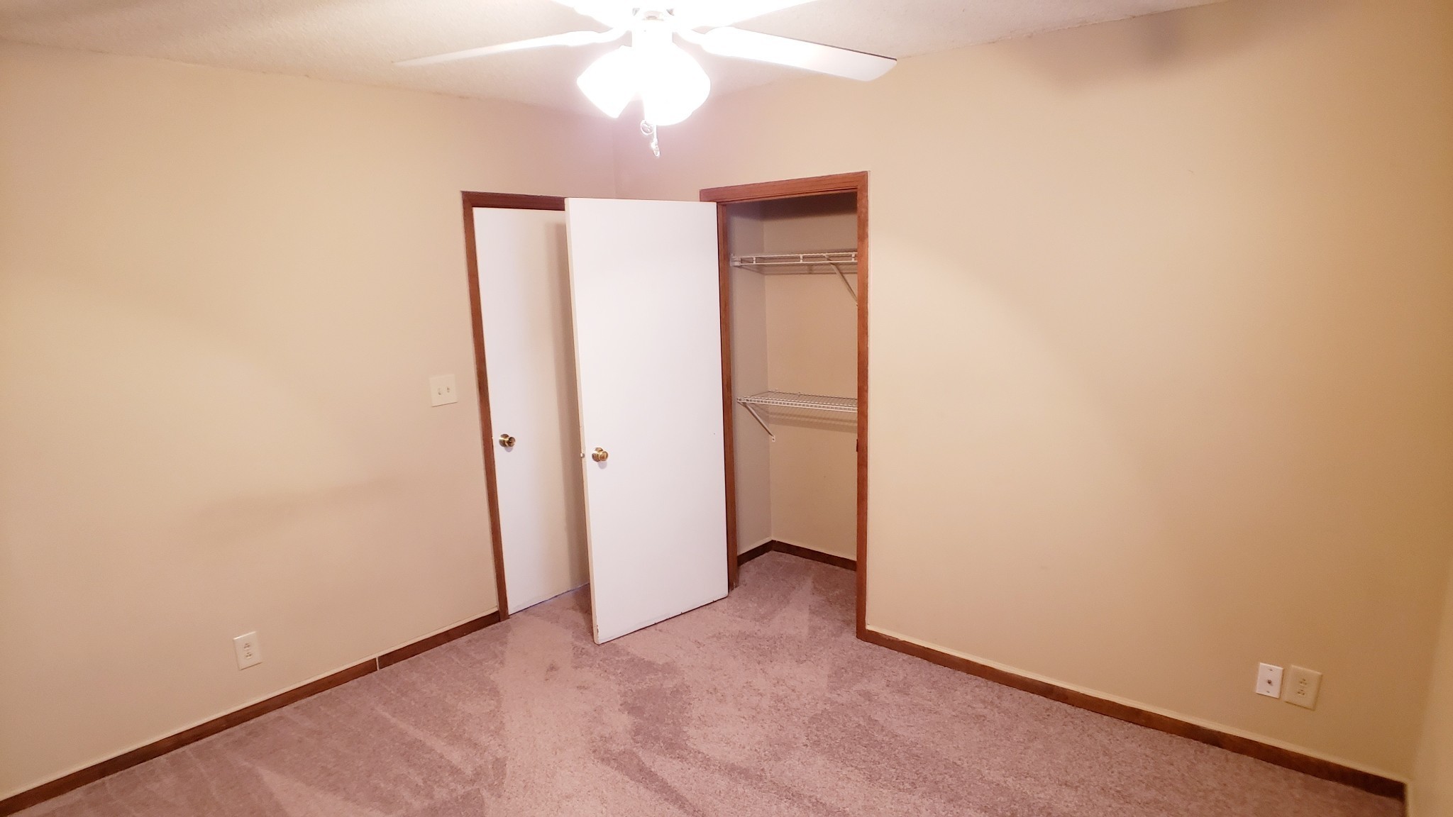706 Peachers Drive, Unit C Clarksville, TN 37042 - Photo 7 of 15 an empty room with a bathroom