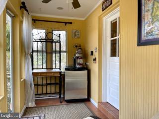 6494 Briggs Road Warrenton, VA 20187 - Photo 12 of 76 Entry to Kitchen