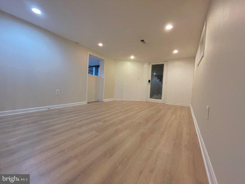 6494 Briggs Road Warrenton, VA 20187 - Photo 44 of 76 Stairwell Exit from Rec Room