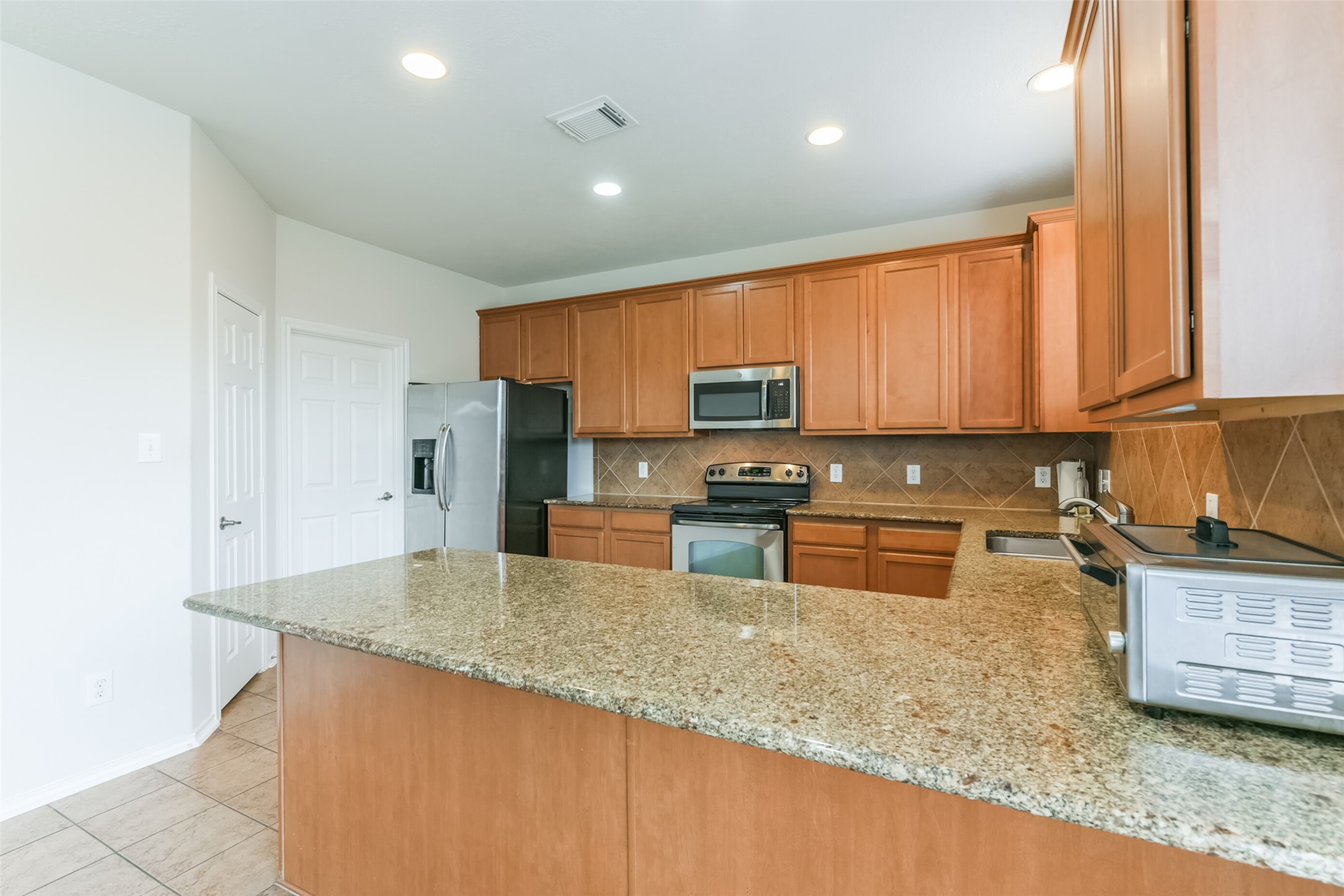 5418 Lilac Grove Lane Rosharon, TX 77583 - Photo 7 of 19