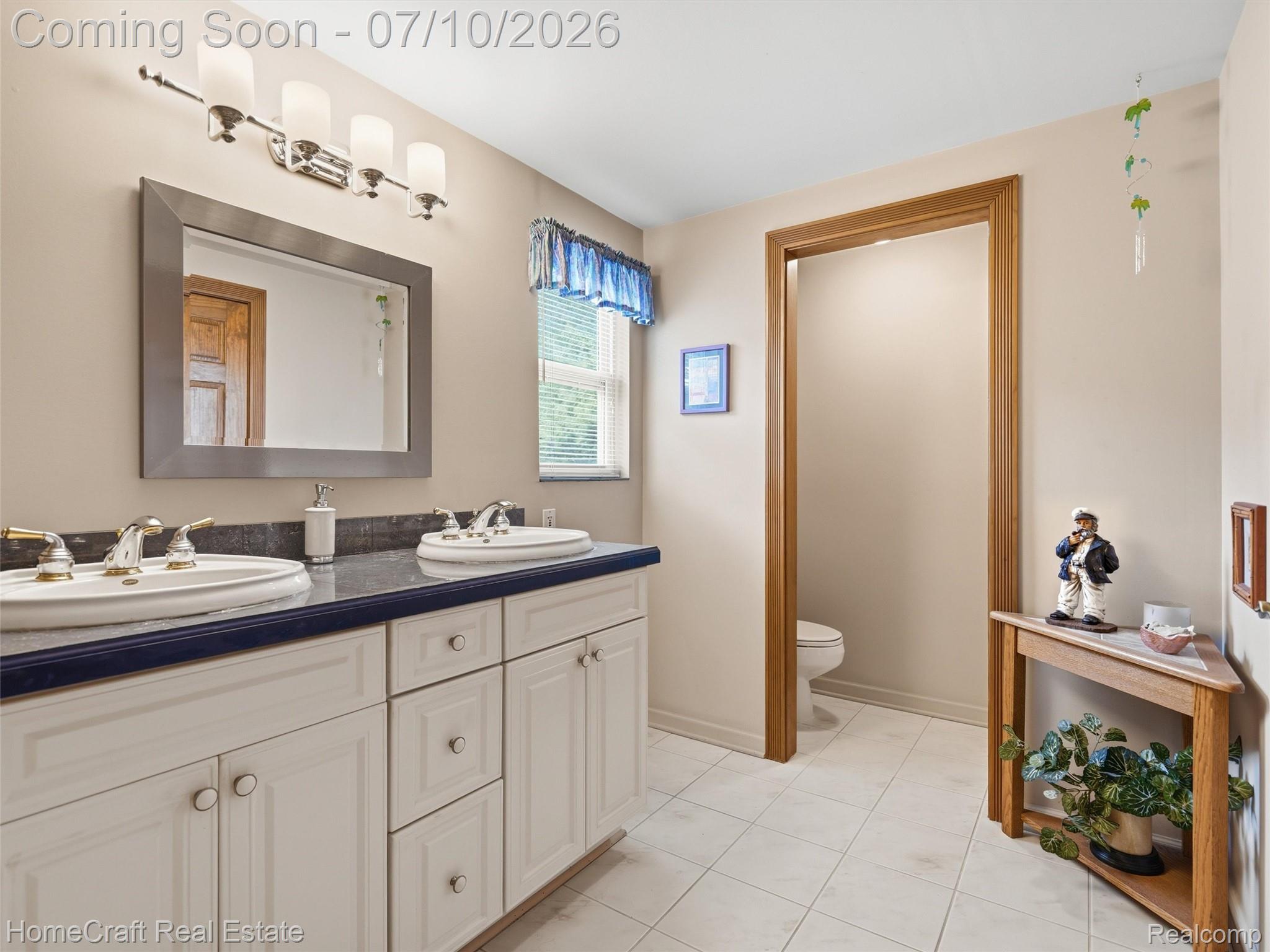 1744 Walnut Ridge Circle Canton, MI 48187 - Photo 27 of 46 27-DSC00952.jpg