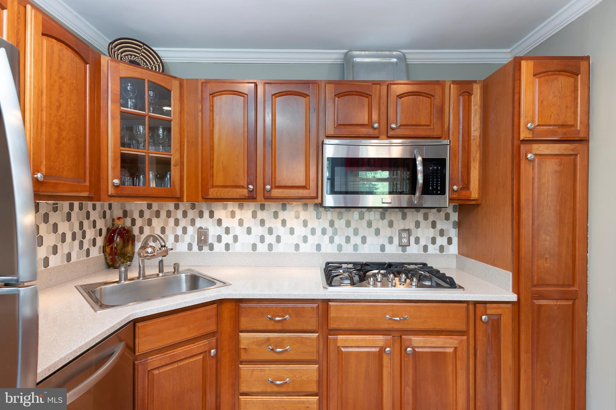 10390 Gorman Road Laurel, MD 20723 - Photo 11 of 40 Kitchen (alt view)
