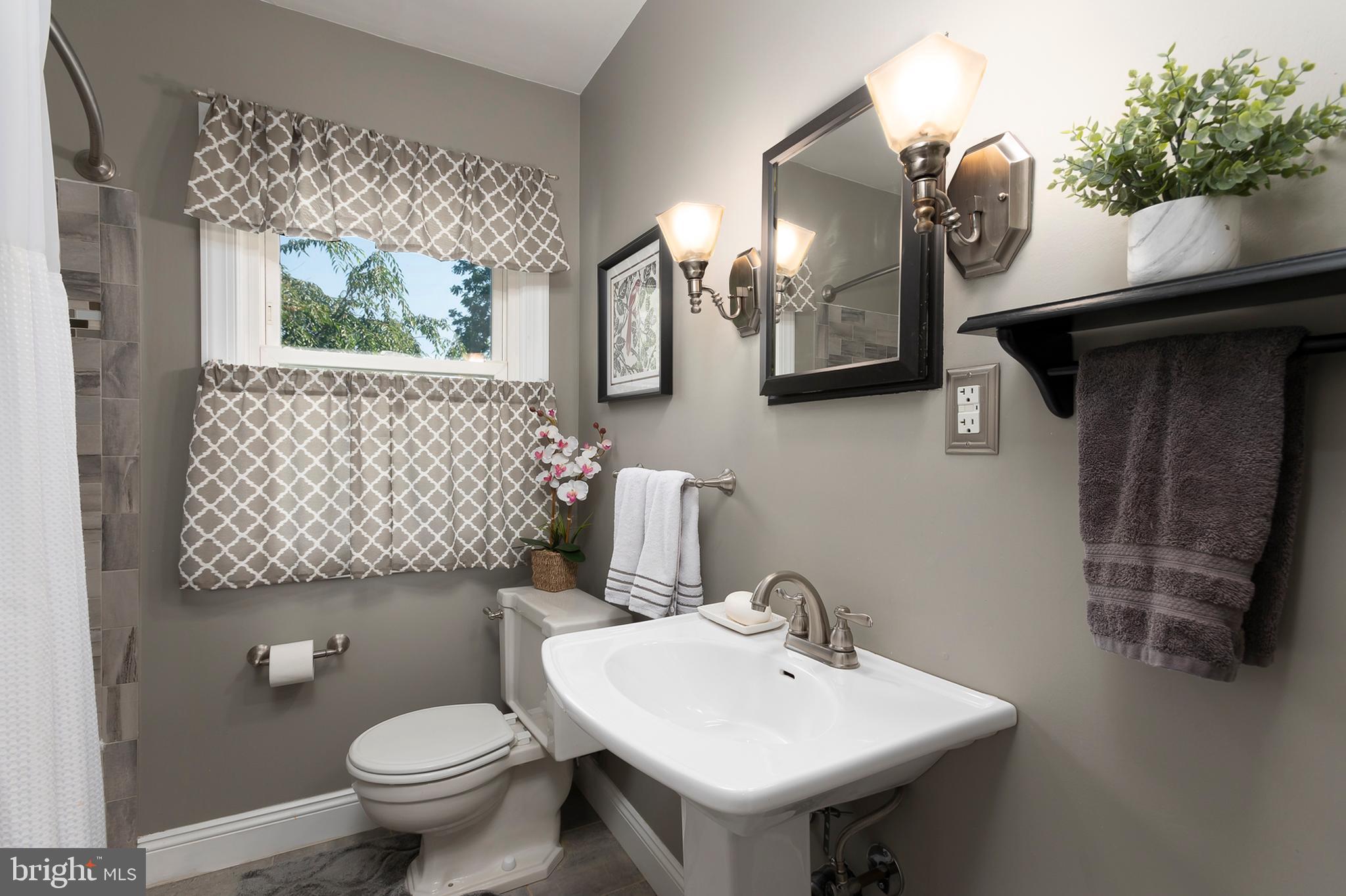 10390 Gorman Road Laurel, MD 20723 - Photo 16 of 40 Bathroom 2