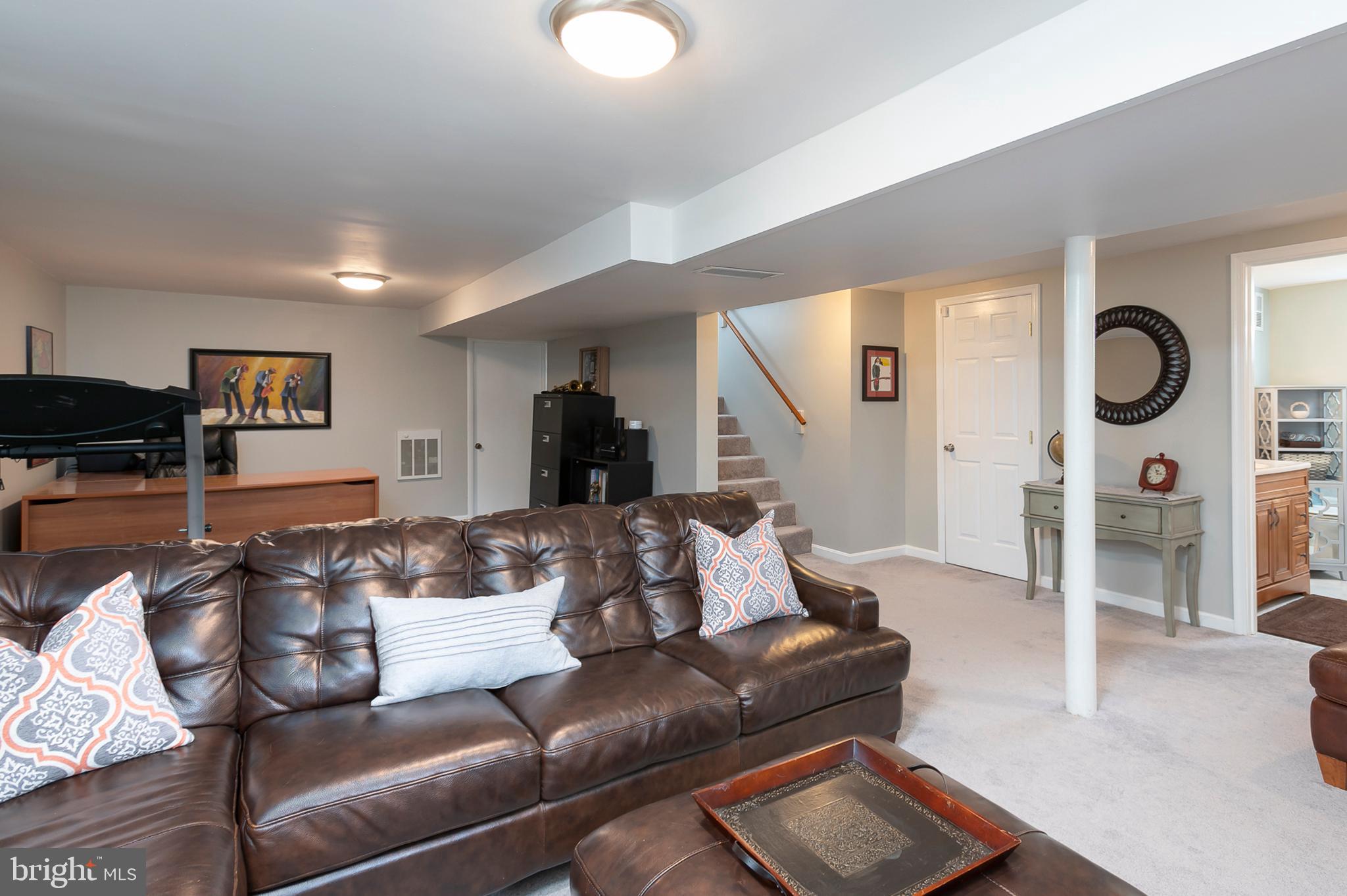 10390 Gorman Road Laurel, MD 20723 - Photo 26 of 40 Family Room (alt view)