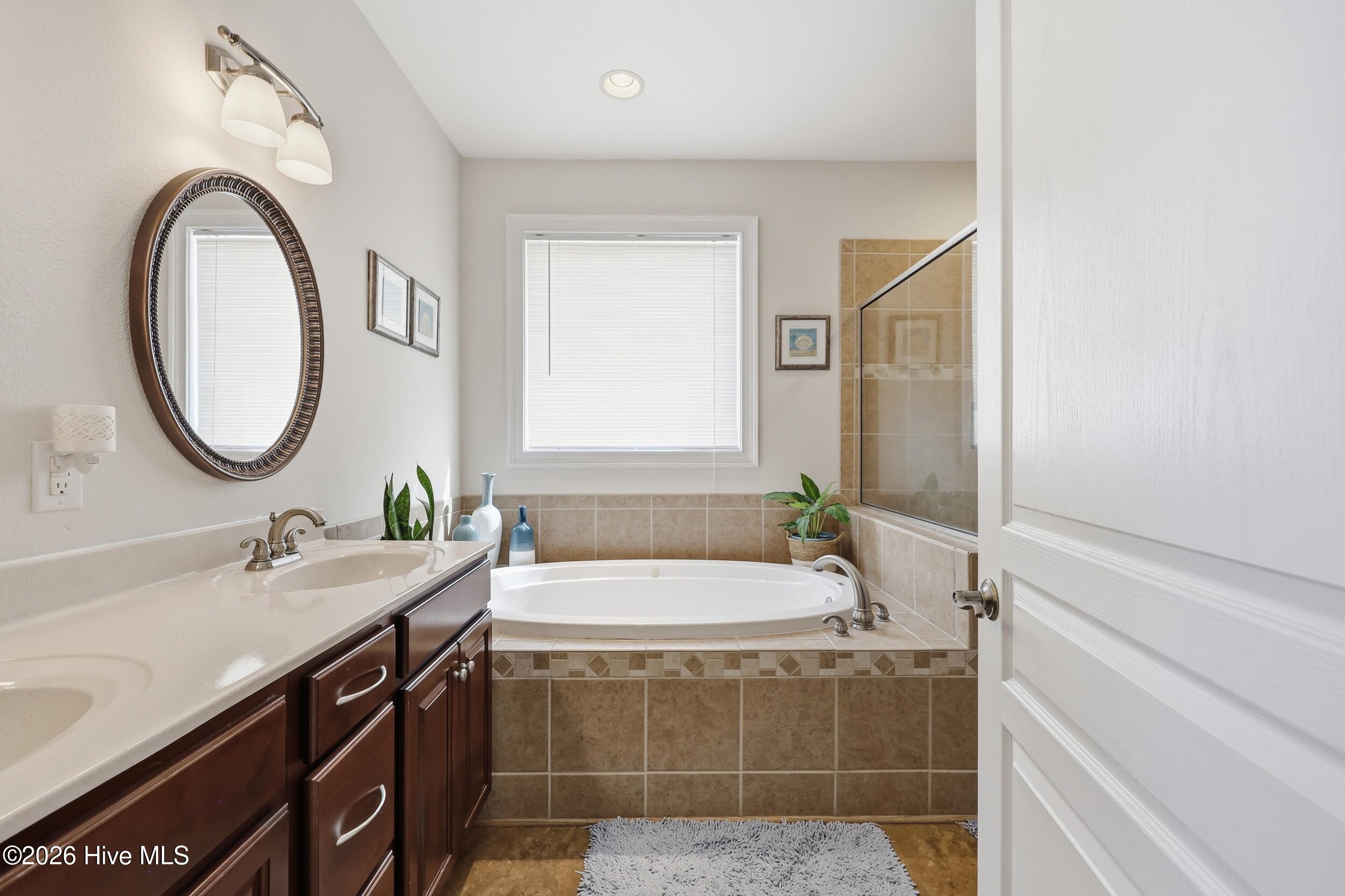 105 Pailin Creek Road Elizabeth City, NC 27909 - Photo 33 of 57 Primary Bathroom