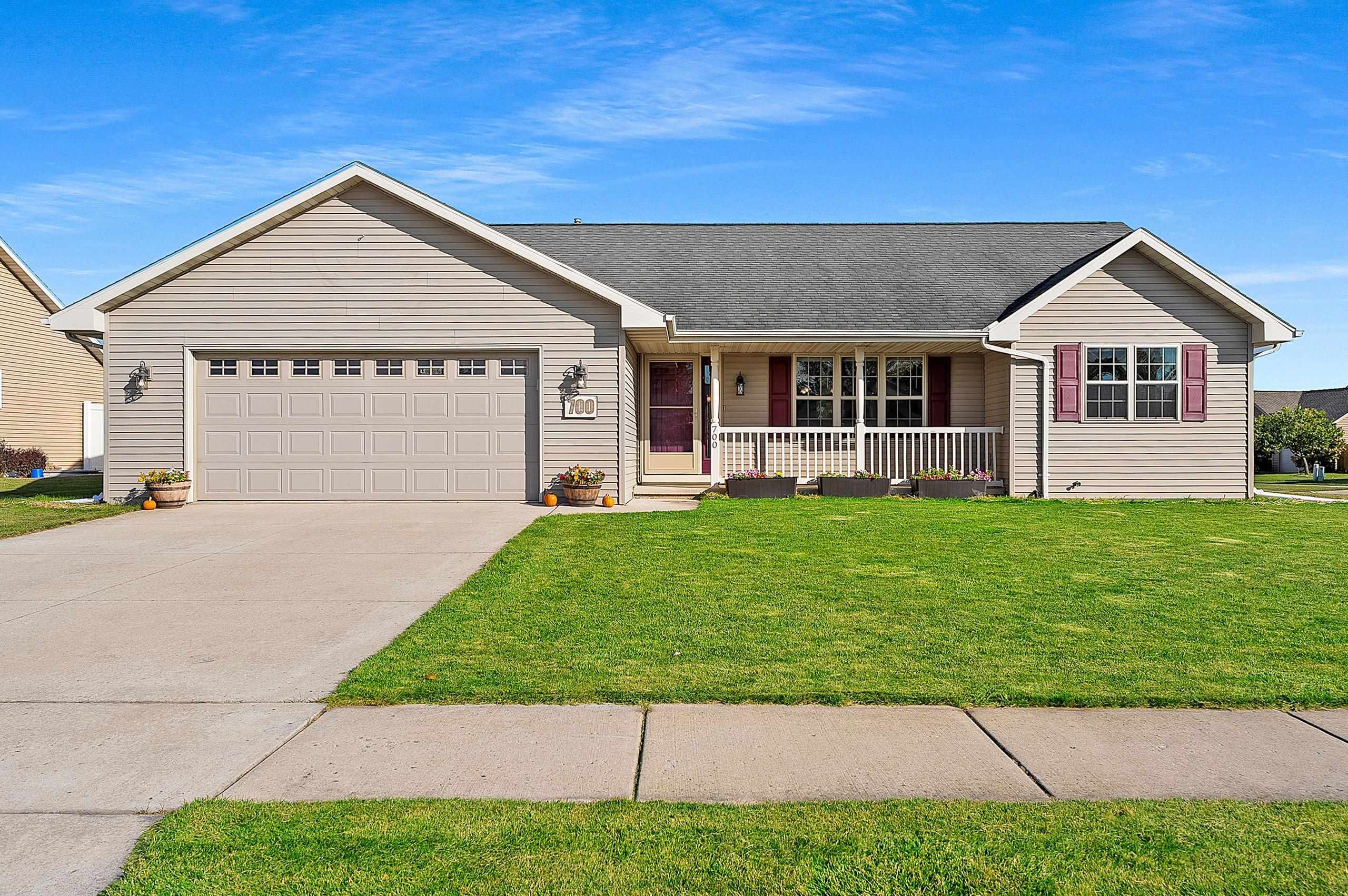 700 Killarny Trail De Pere, WI 54115 - Photo 1 of 1