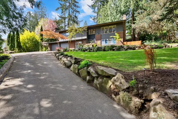 $1,045,000 | 13512 106th Drive Southeast, Snohomish, WA 98296
