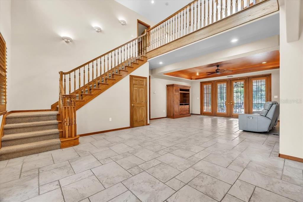 10597 Southwest Kissimmee Road Arcadia, FL 34269 - Photo 8 of 54 a view of entryway and hall