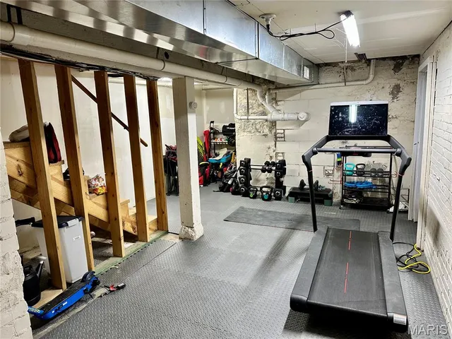 $1,850 | 202 West Delmar Avenue, Unit A, Godfrey, IL 62035