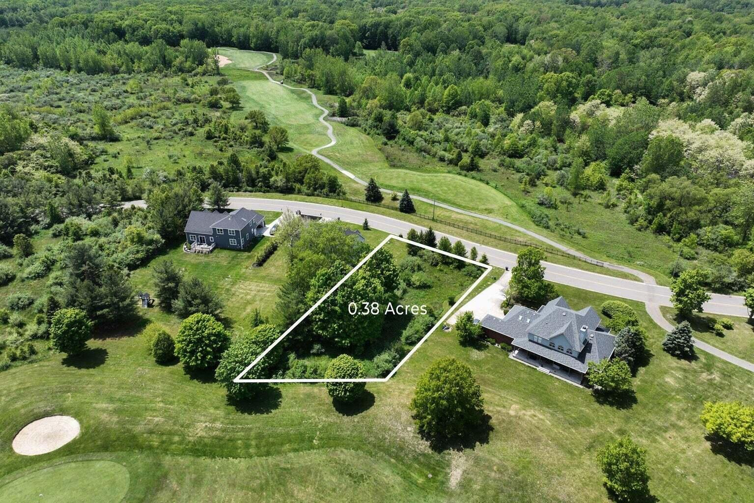 19529 Kluver Road New Buffalo, MI 49117 - Photo 4 of 7 20250528235019934168000000-o