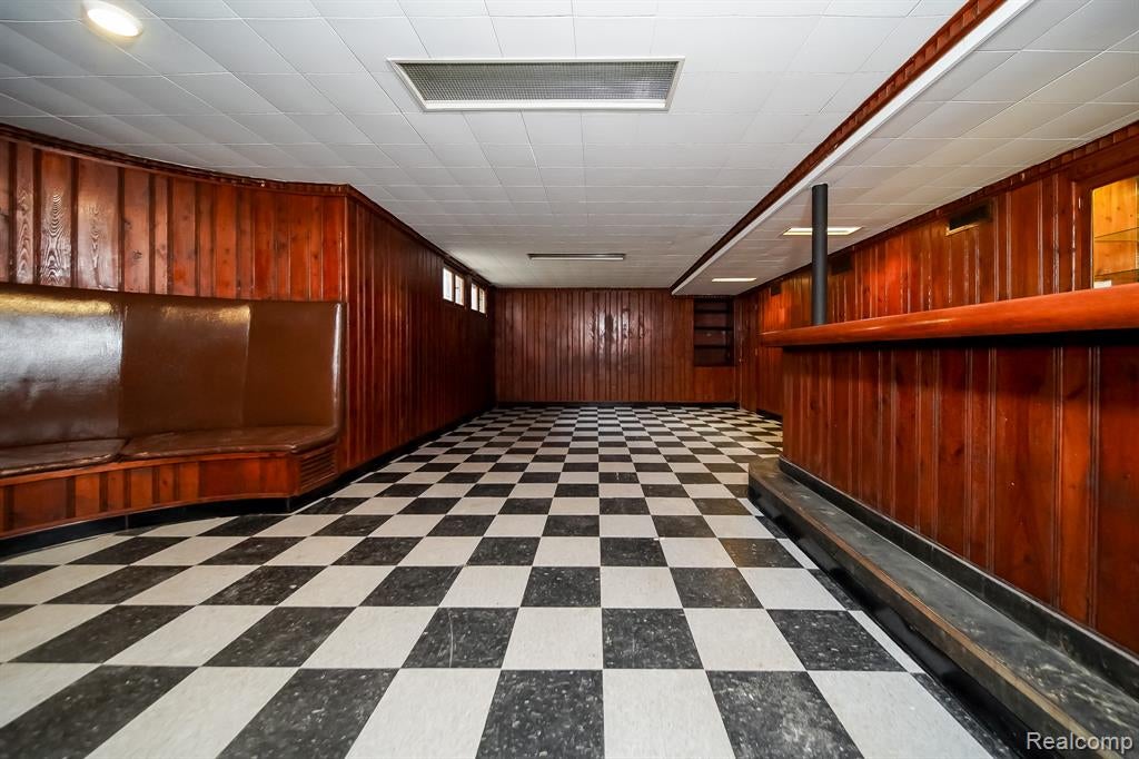 260 Cherokee Road Pontiac, MI 48341 - Photo 84 of 98 Gallery Image 84